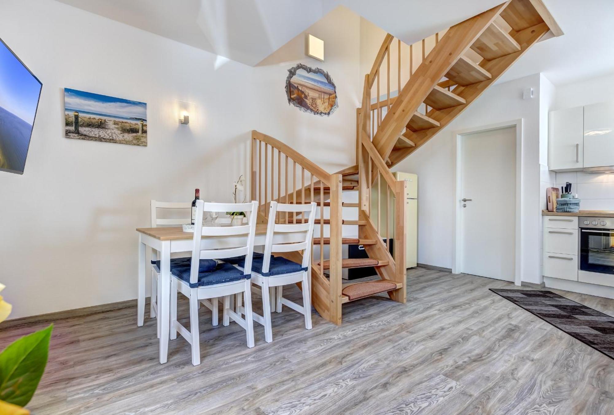 Haus Strandkoerv Mit Fass-Sauna Loddin Buitenkant foto