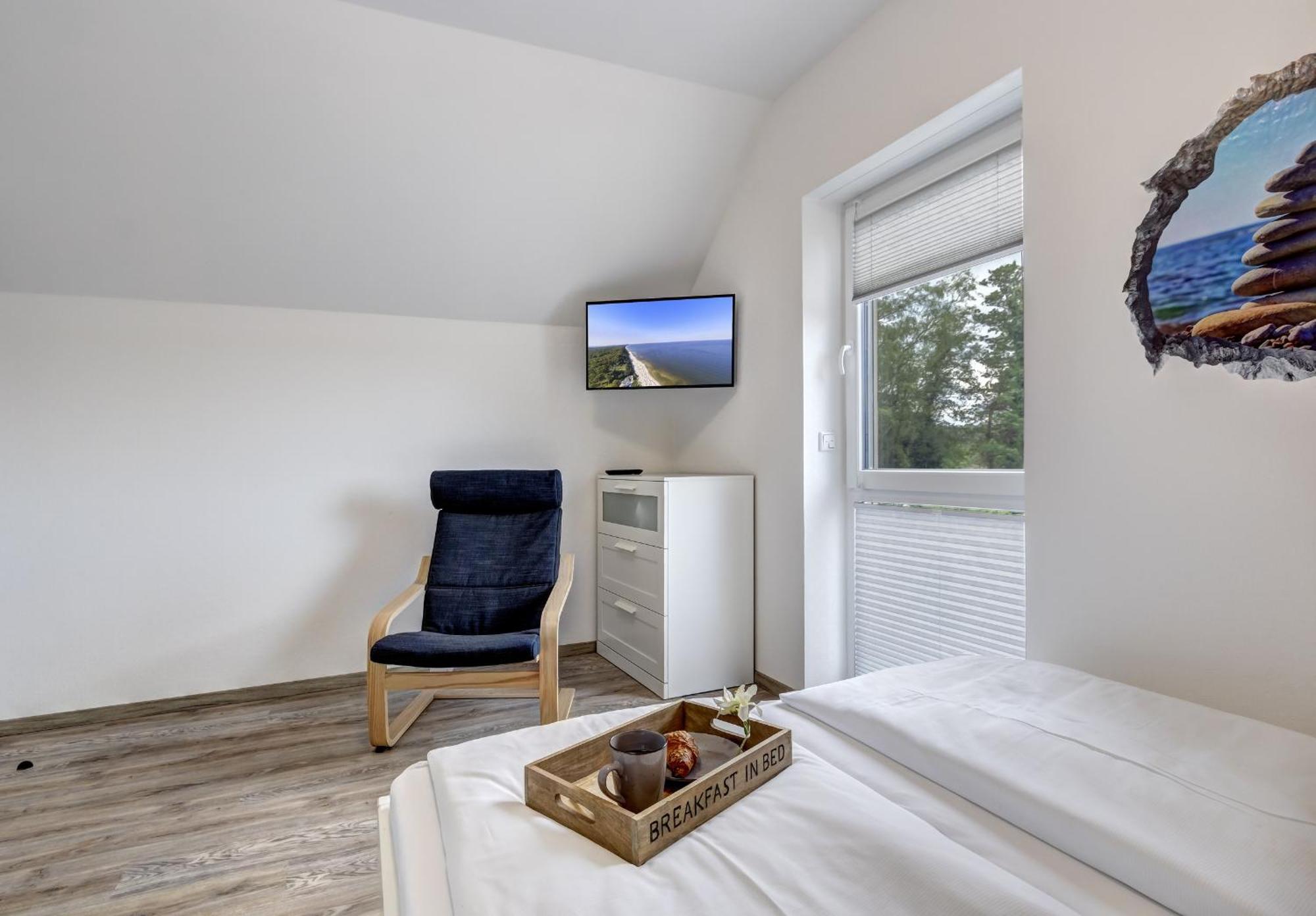 Haus Strandkoerv Mit Fass-Sauna Loddin Buitenkant foto